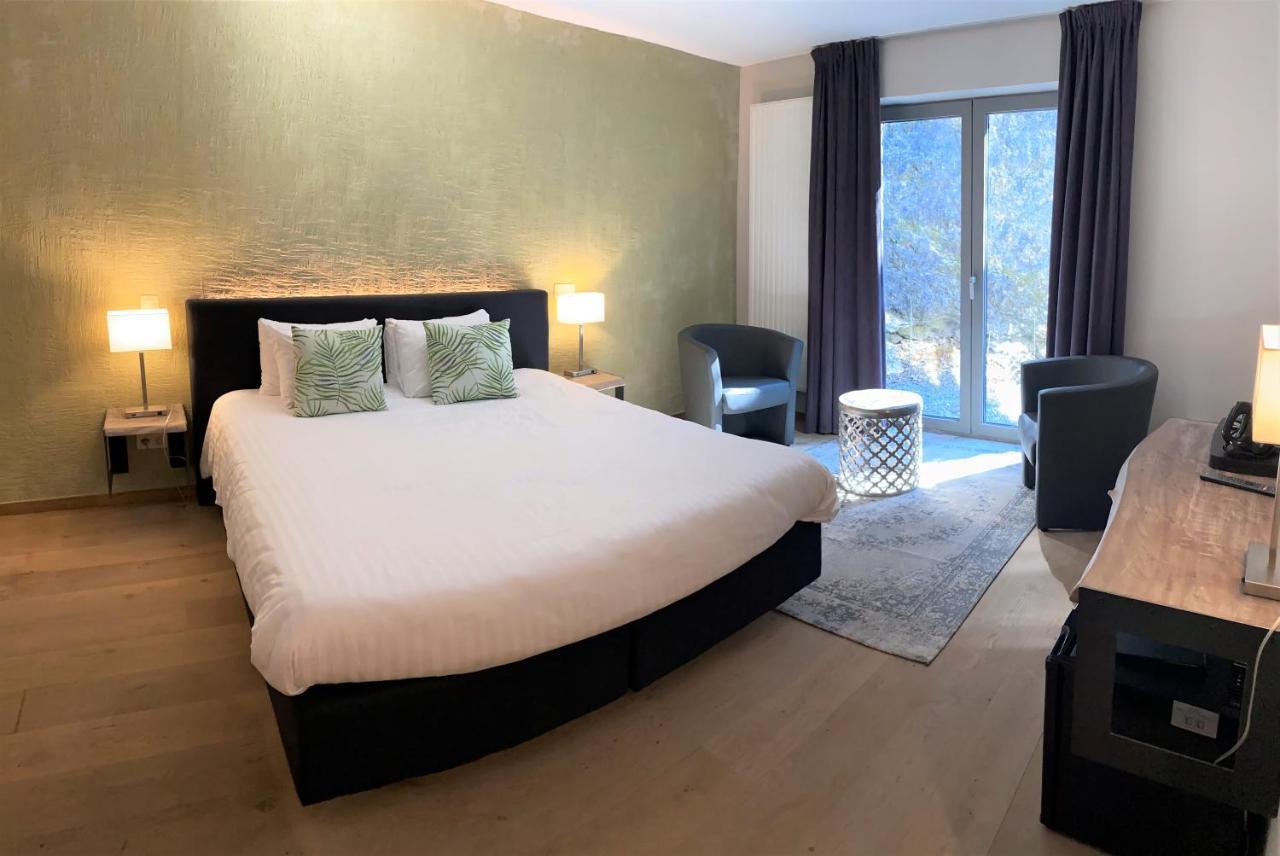 Hotel Wellness Eau De Roche Durbuy Exterior photo